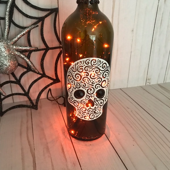 Halloween Decor. Lighted bottle. Hand Made NWT - Picture 6 of 8
